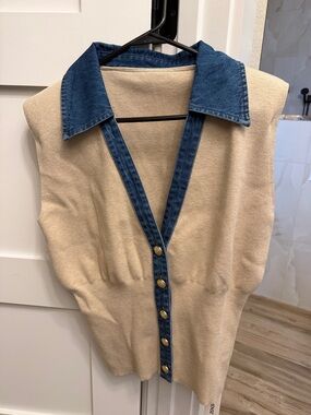 COMMENSE Knit Vest with Denim Trim - Beige & Blue